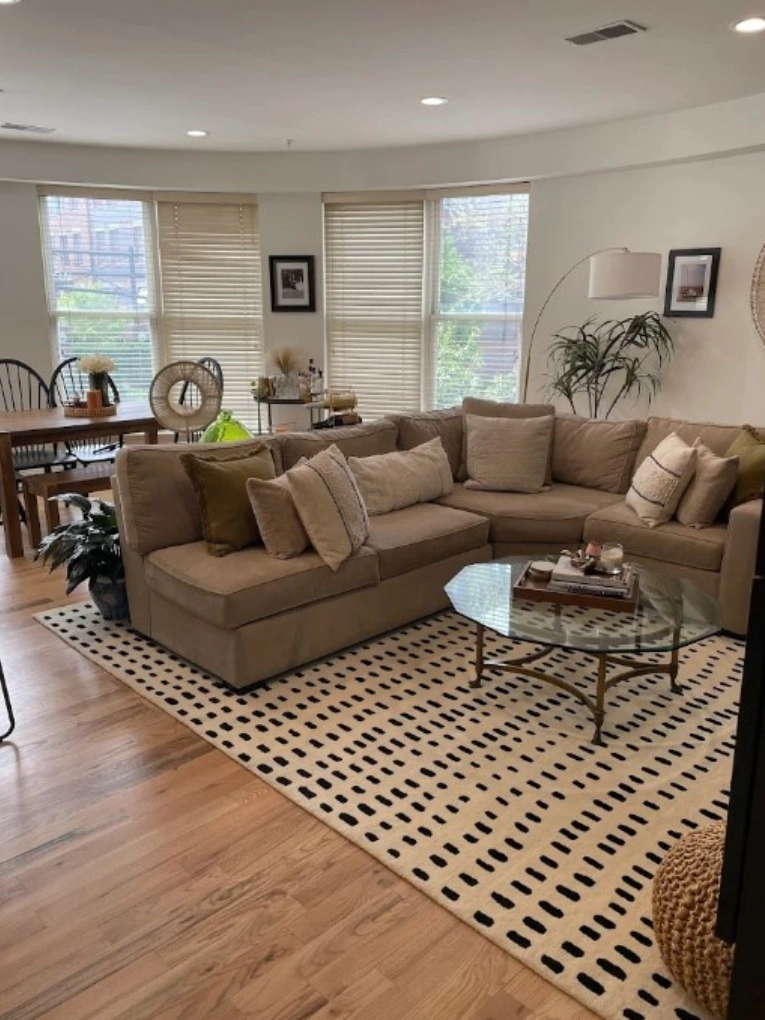 SparklePro Cleaning Service in Newark NJ - Regular Cleaning, Post-Construction Cleaning, One-time Cleaning, Move In/Ou and Commercial Cleaning.