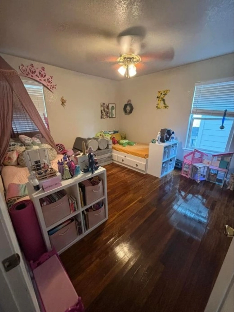 SparklePro Cleaning Service in Newark NJ - Regular Cleaning, Post-Construction Cleaning, One-time Cleaning, Move In/Ou and Commercial Cleaning.